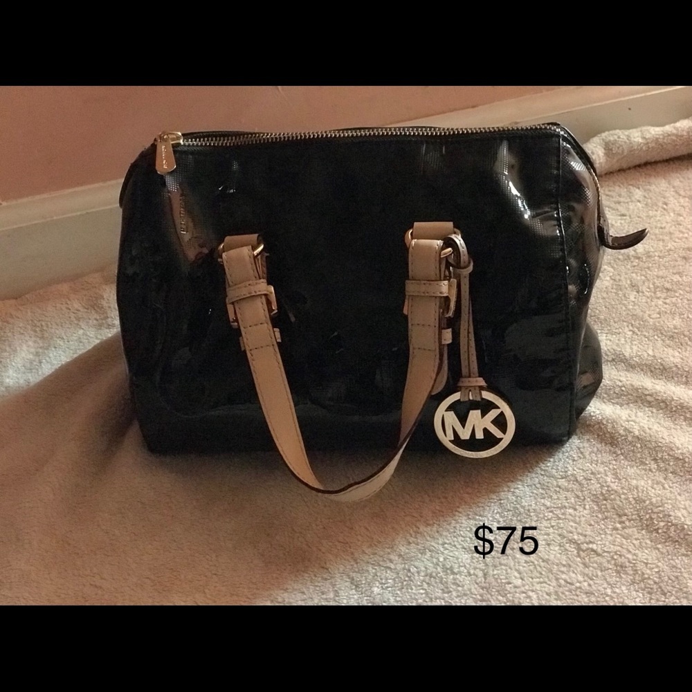 Bags - Picture 6 of 8